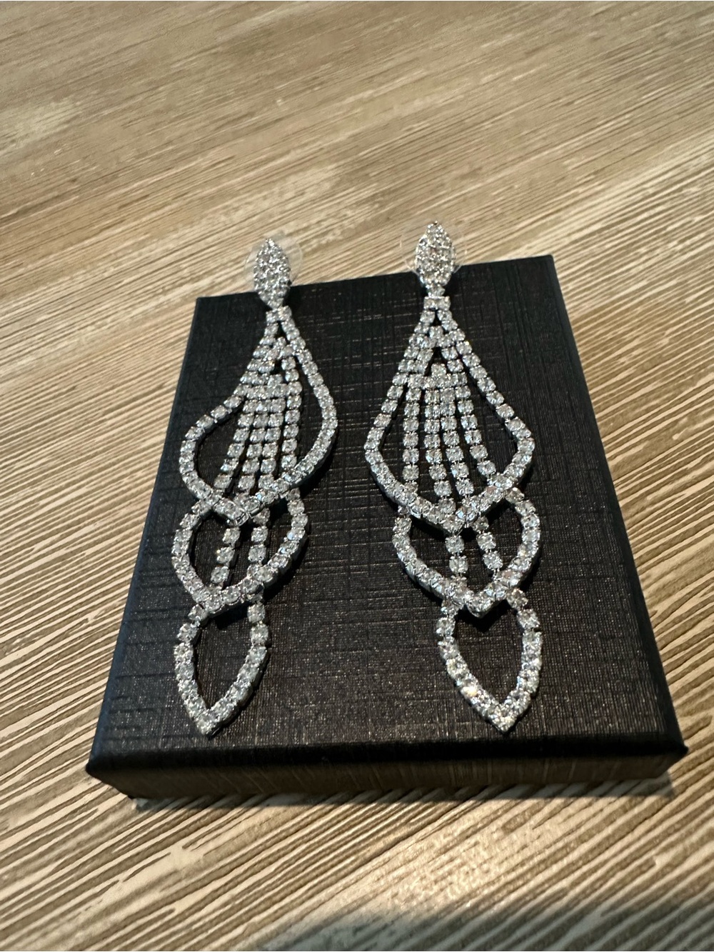New Elegant Silver-Tone Crystal Drop Chandelier Earrings